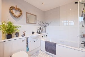 Photo 19- click for photo gallery